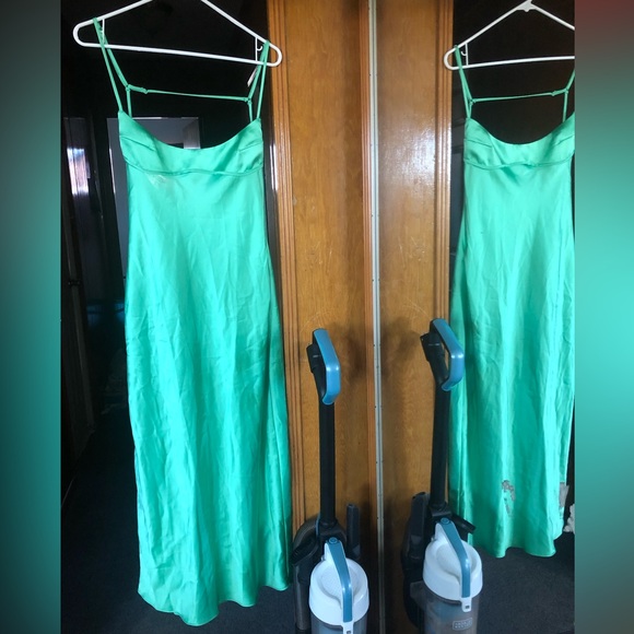 Zara SATIN EFFECT MIDI DRESS - Picture 8 of 13